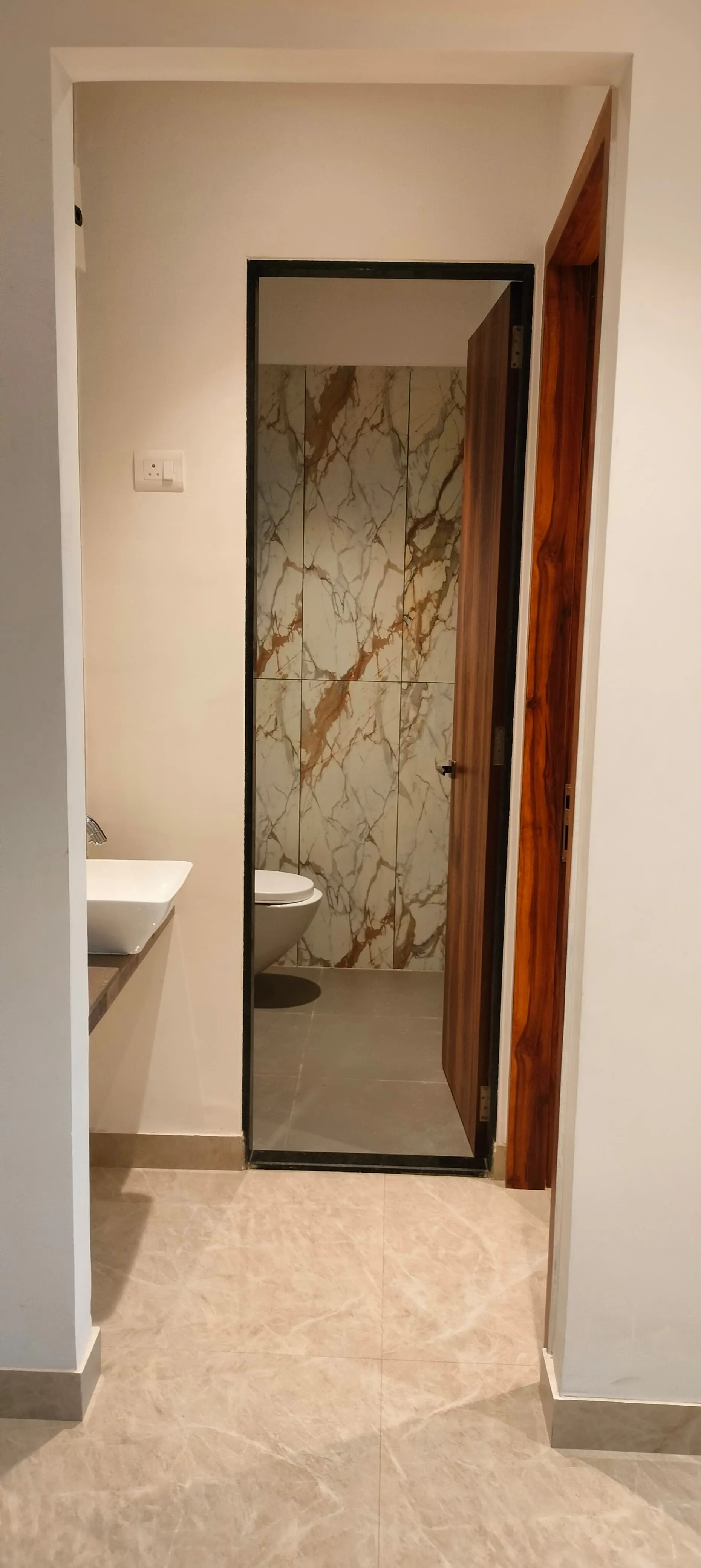 Swam Narayan Group 2bhk paseg view